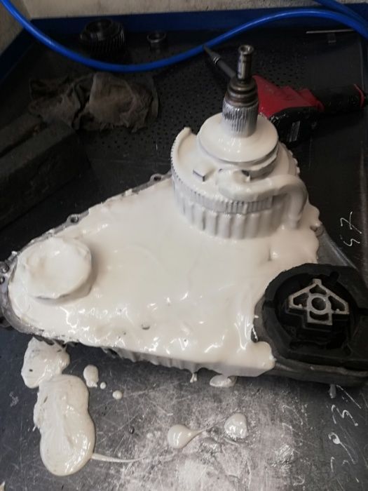 Naprawa regeneracja sprzedaż skrzyń biegów manualnych