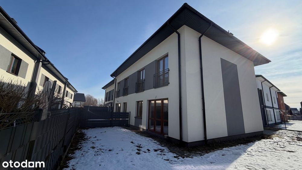 Narożny Segment z garażem i z dużym ogrodem