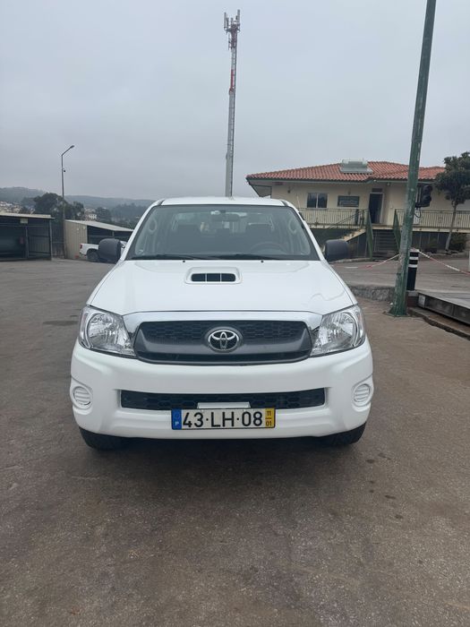 Toyota hilux 4x4 iva dedutivel