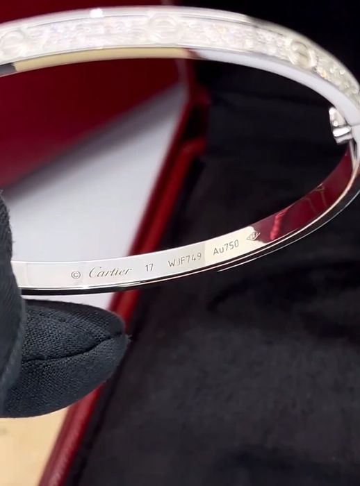 Золотой браслет Cartier Love small бриллианты 1.1 карат. 5500$