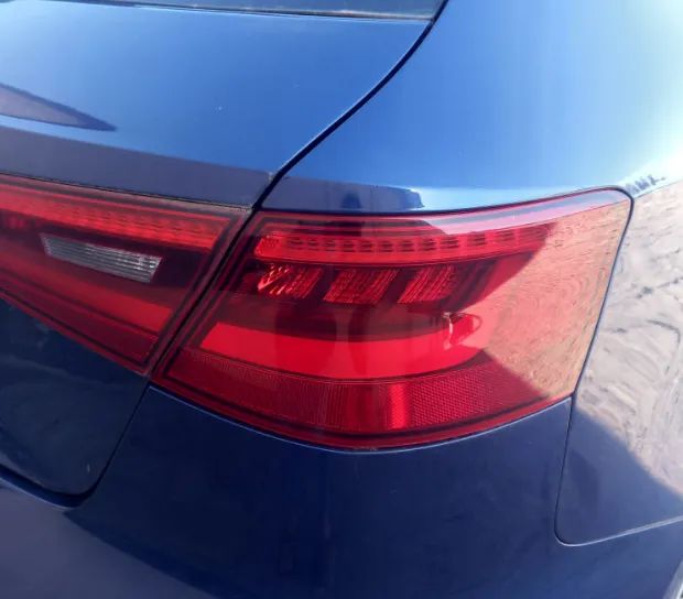 Farolim Mala Direito Audi A3 2014