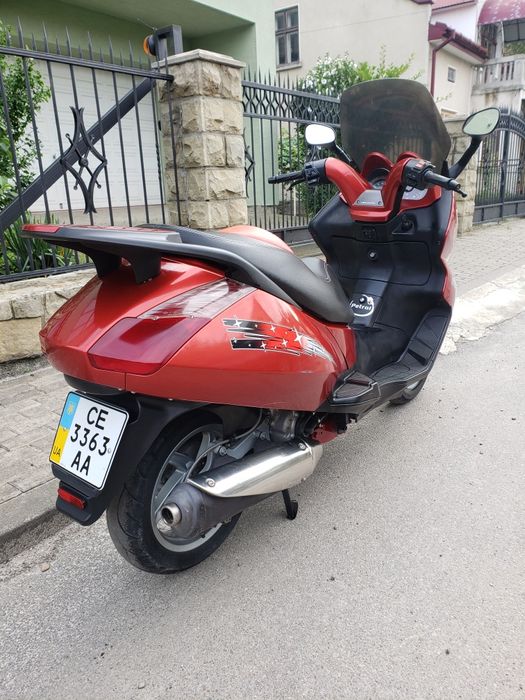 Скутер Aprilia Atlantic 250