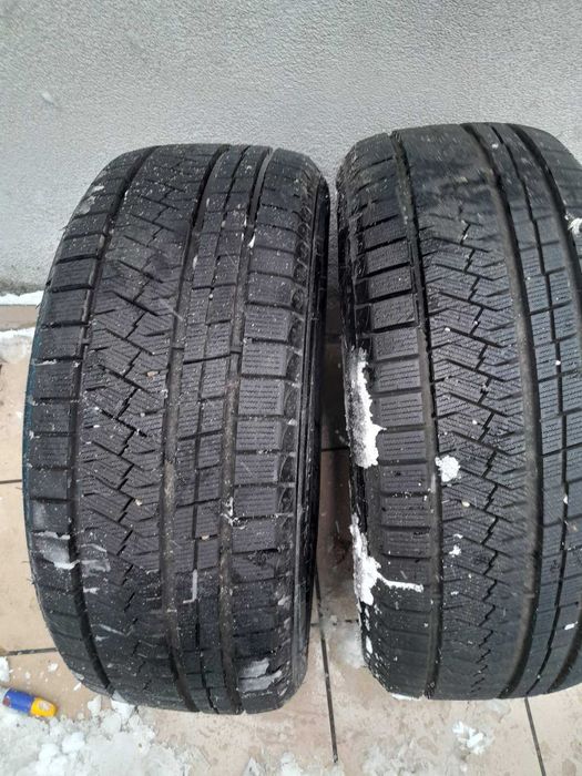 Sprzedam opony zimowe (4 sztuki) 235/50/18, cena 800