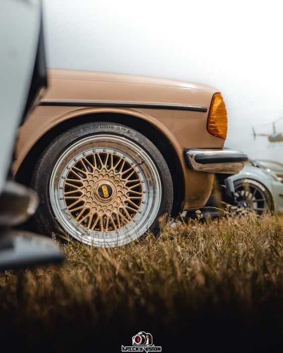 Auto do ślubu/teledysku - Mercedes W123 (Beczka)