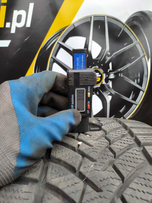 4x używane opony zimowe 235/40 R19 Semperit Gwarancja montaż