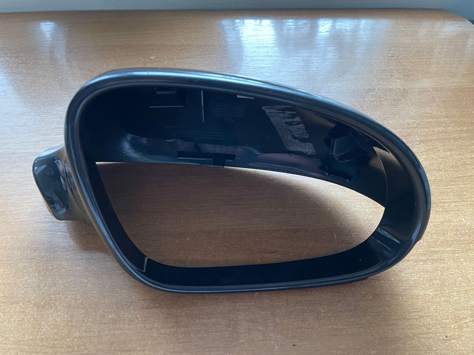 Корпус дзеркала VW Passat B6