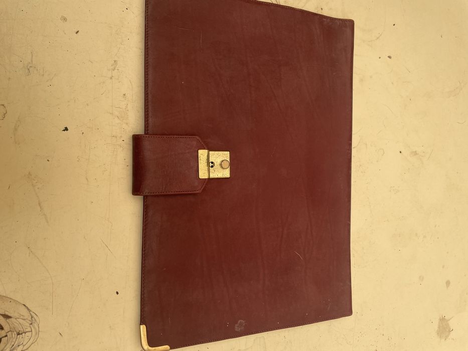 Porta documentos -pasta de cor bordeaux