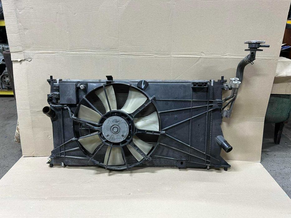 Касета радіаторів Mazda 5 - 1.8L 2005-2010р.в.