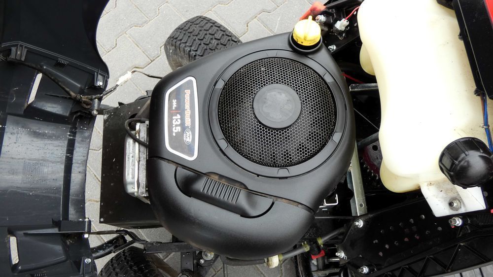 Traktorek kosiarka Castelgarden Briggs&Stratton (210604.5) - Baras