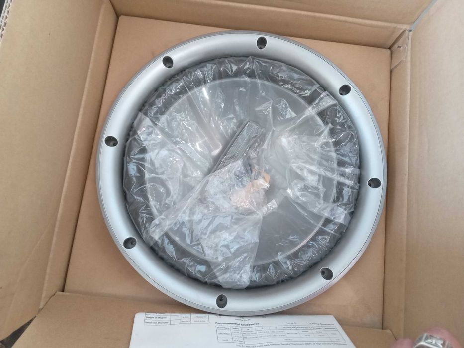 Сабвуфер Kenwood 1200w