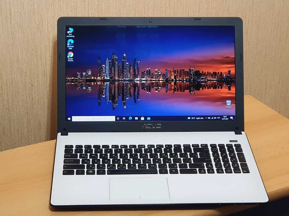 Ноутбук Asus AMD Dual-Core E2-1800 RAM 4Gb HDD 500Gb Батарея 6 годин, встановлена нова оригінальна батарея (0% зносу программа AIDA64).