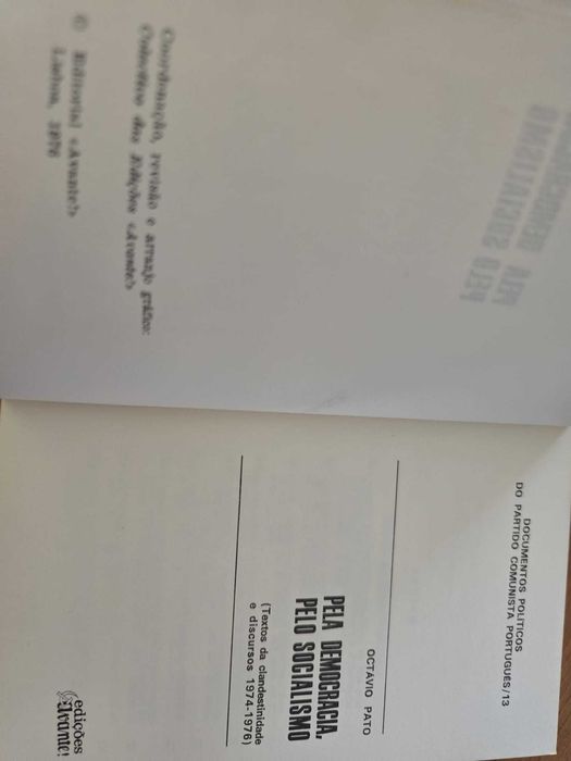 Pela Democracia, pelo Socialismo - Octávio Pato