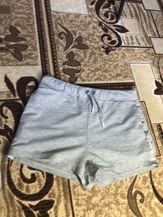 Шорти    жіночі