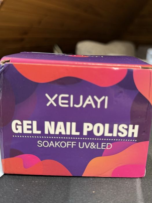 Zestaw 12 lakierów hybrydowych