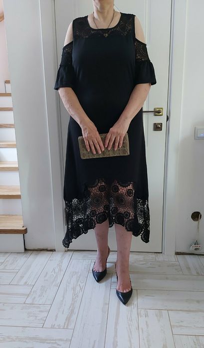 Святкова чорна сукня стрейч