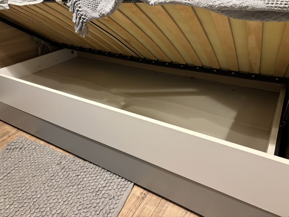 Łóżko Vox 90x200 z miejscem na posciel i dodatkowa szuflada