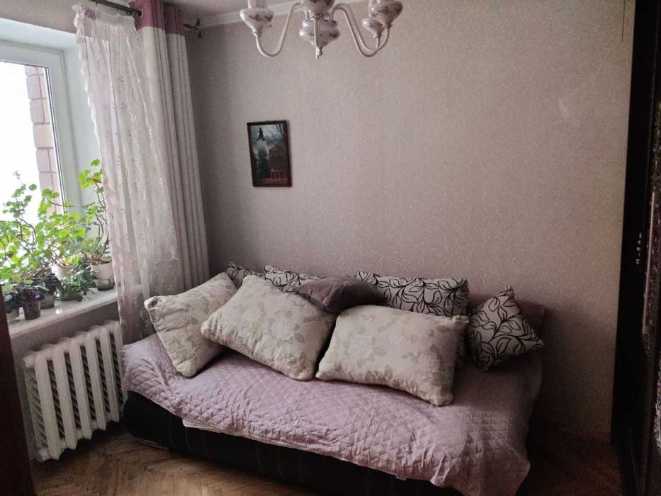 Продаж квартири у Львові 3 кімнати цегляна чешка вул Довженка Сихів