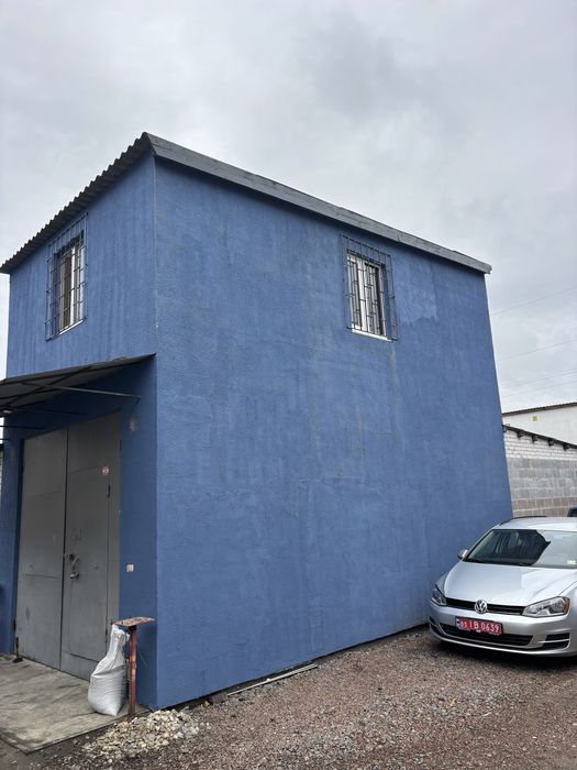 Продам великий гараж під буса