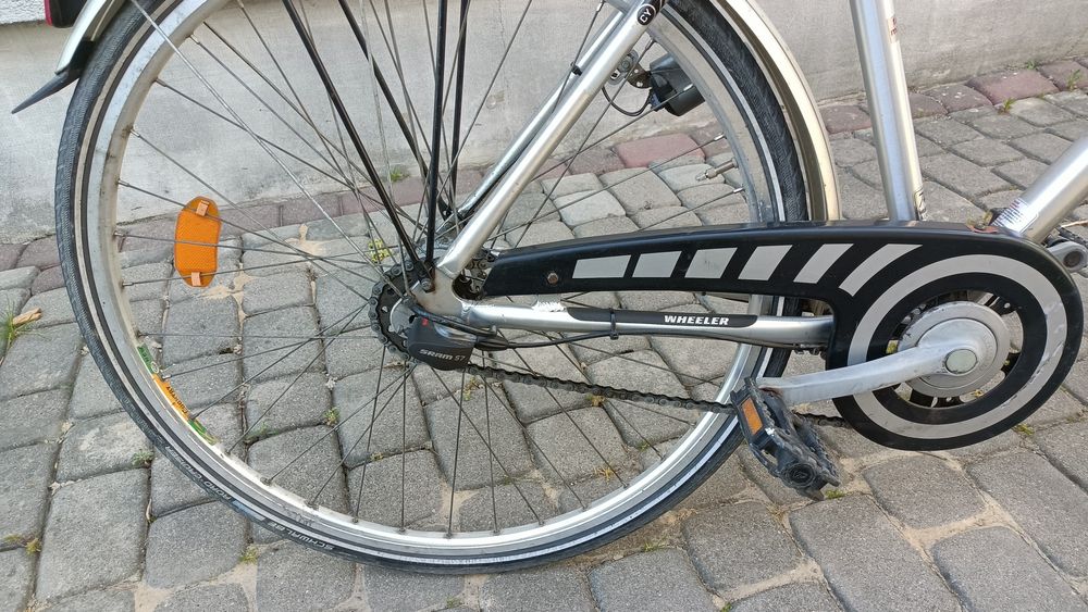 Rower Wheeler 28'' srebrny 7 bieg piasta