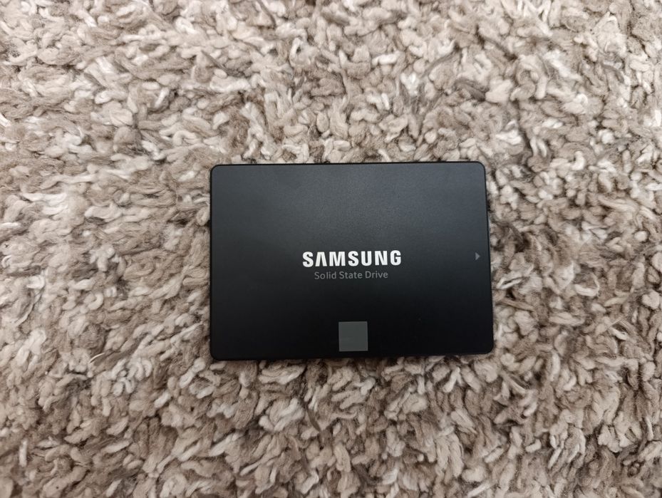 SSD диск Samsung 860 Evo-Series 250GB 2.5" SATA III V-NAND (MLC) (MZ-76E250)