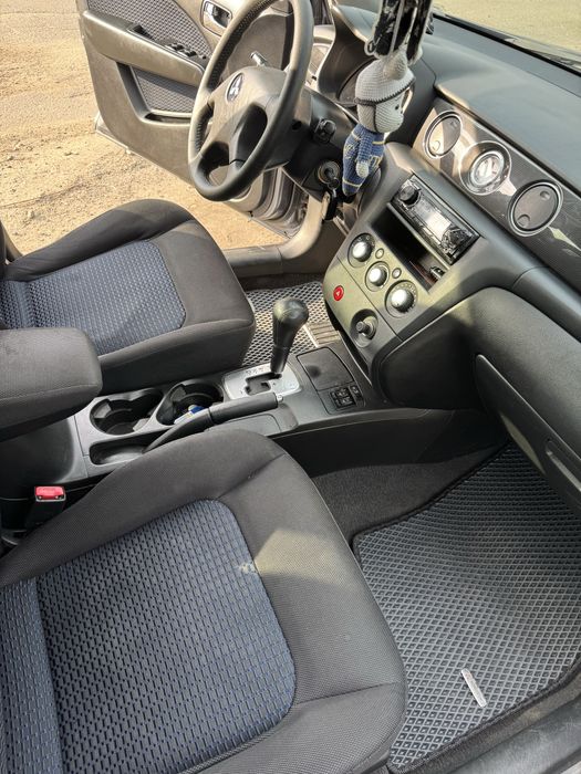 Продам OUTLANDER 2.4