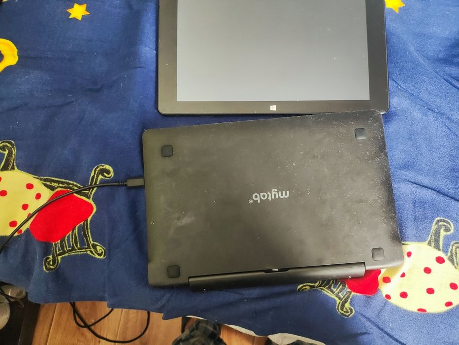 Планшет с клавиатурой Mytab union 10