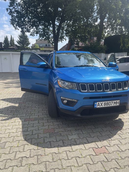 Продам джип компас 18 года!