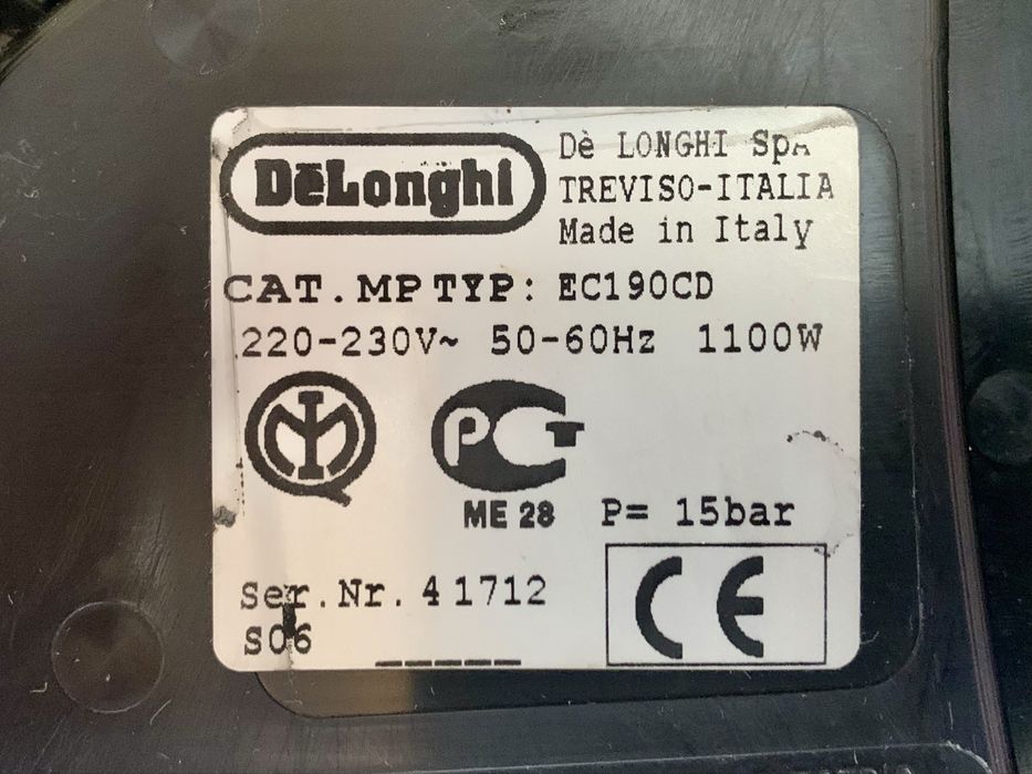 Máquina café Delonghi EC190CD