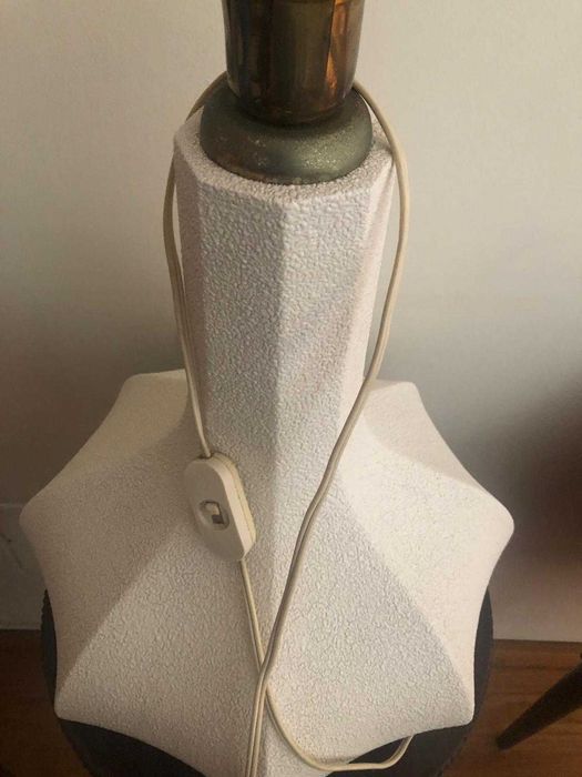 Candeeiro de mesa em louça