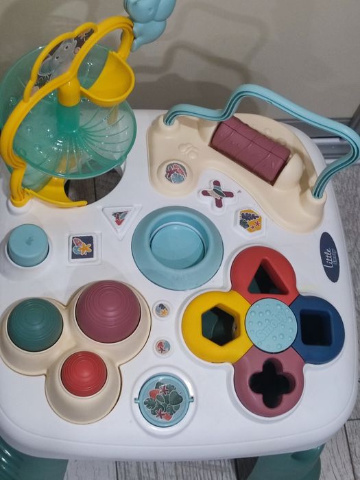 Развивающий игровой стол