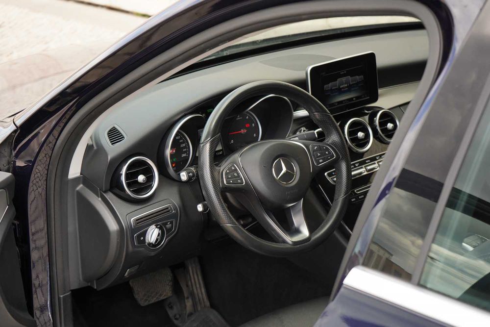 Mercedes-Benz C 300 Bluetec Hybrid