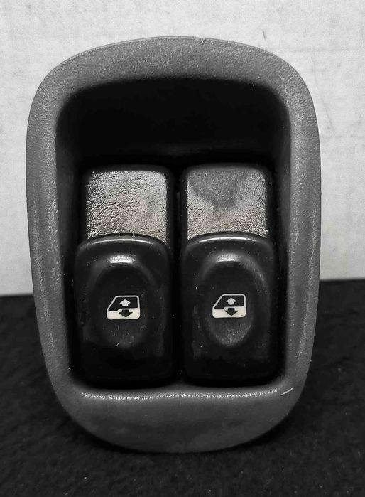 Comando / Botão / Interruptor Vidros Frente Esquerdo 7700836269 - RENAULT MEGANE Scénic