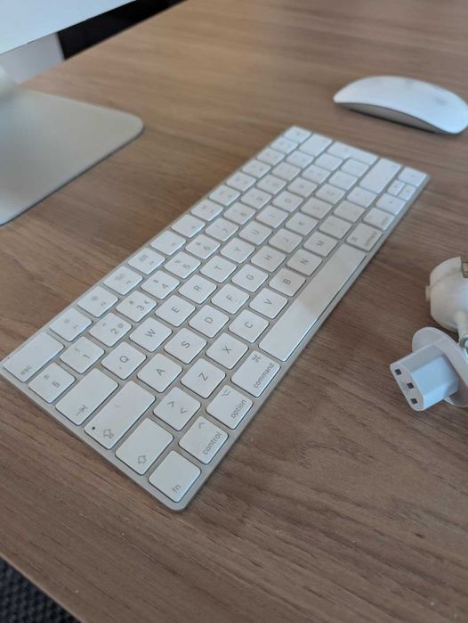 iMac - Retina 4k, 21.5 polegadas. 1TB - 2017