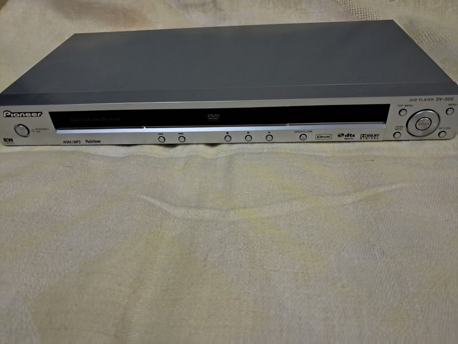 Відеомагнітофон Pioneer