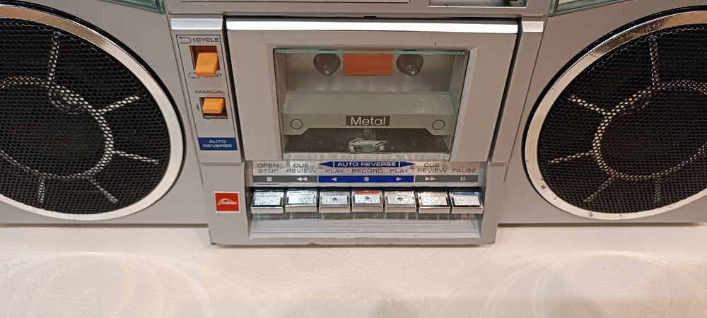 Toshiba Bom Beat RT-200S