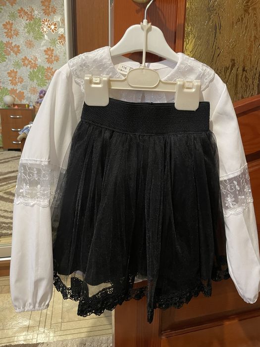 Блузка і юбка комплект