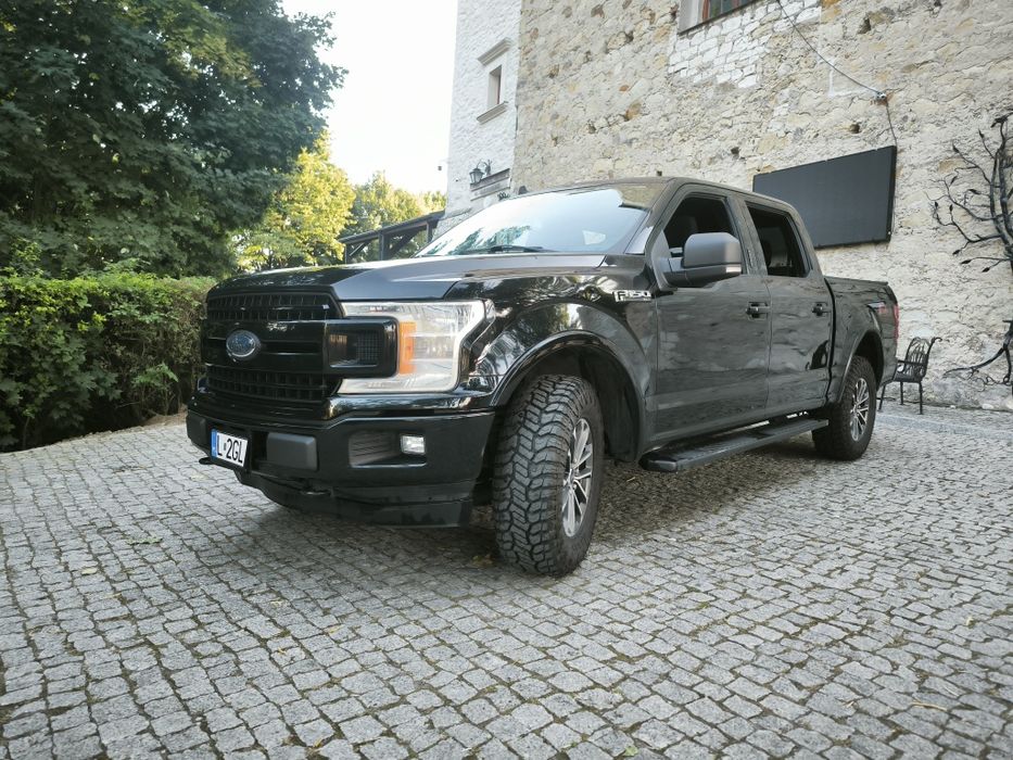 Ford F-150 4x4 5.0 LPG  3.5t na haku