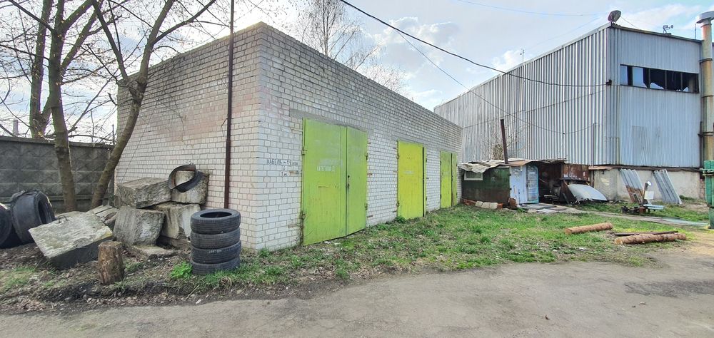 Продам пром базу з ЖД Гілкою та  краном вул. Квітнева