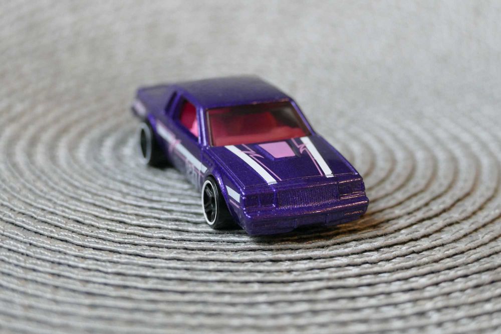 Hot Wheels autko 'Resorak' '87 BUICK REGAL GNX TH edycja 2026r.