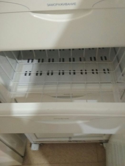 Продам морозильную камеру Атлант