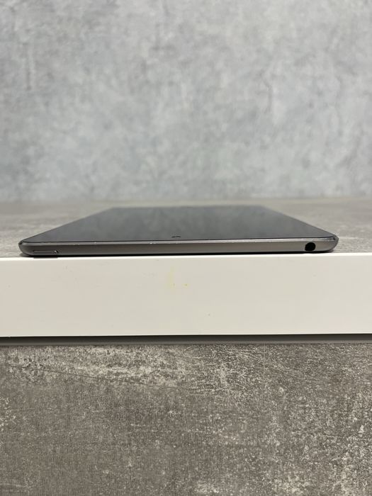 Apple iPad mini 4, 32 ГБ