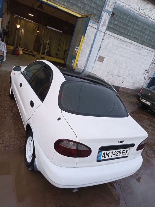 Продам Ланос. Без мотора