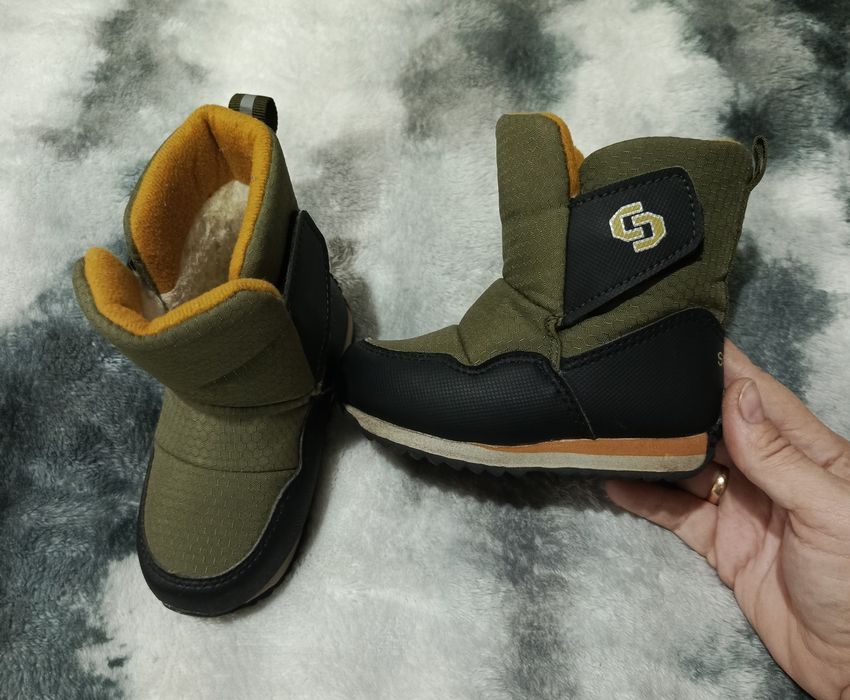 Продам дитячі зимові ботинки