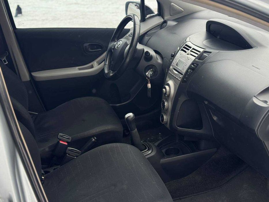 Toyota Yaris 2006p. 1.4 дизель Гарний стан Обмін Розстрочка