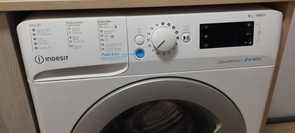 Máquina de lavar roupa 8kg