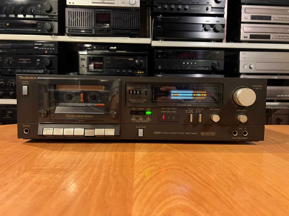 Magnetofon Technics RS-M263 Audio Room
