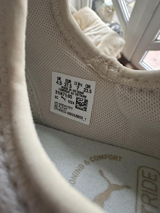 Кросівки жіночі Puma