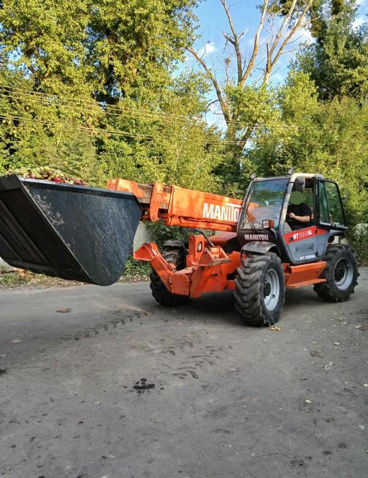 телескопічний  навантажувач погрузчик Manitou Маніту Оренда Послуги