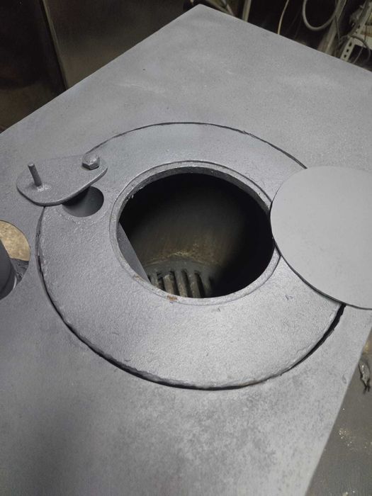 Salamandra em aço com placa de aquecimento