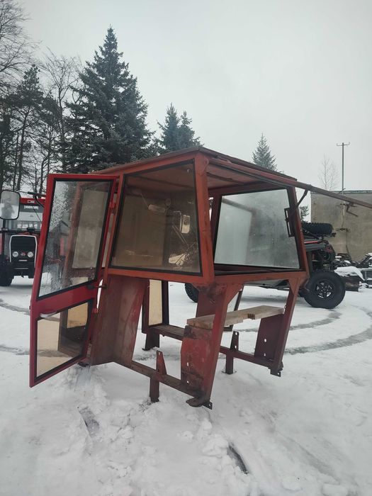 Kabina Massey Ferguson255